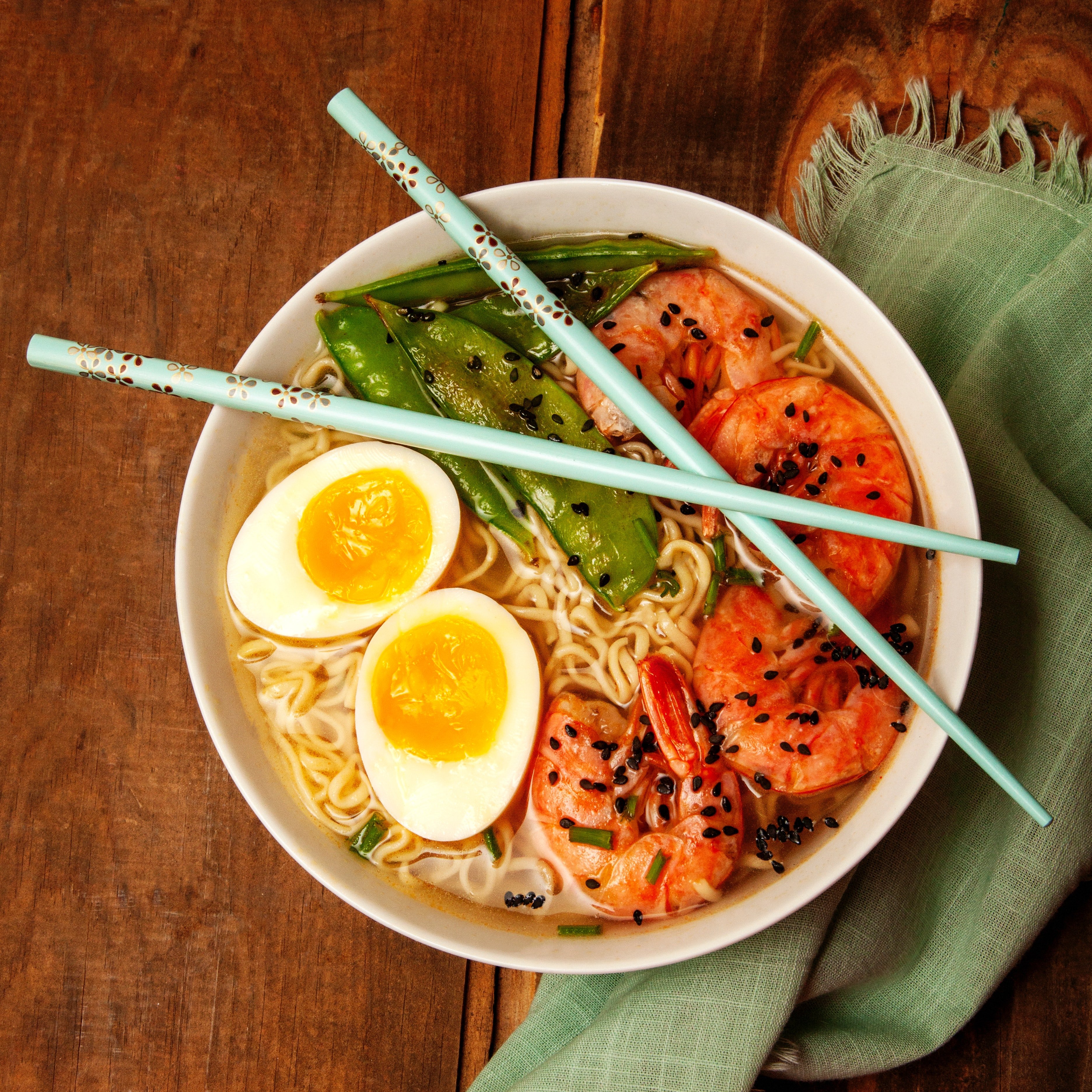 Shrimp Egg Ramen yang Menggugah Selera